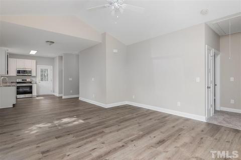 607 Barton St, Durham, NC 27707 photo 6