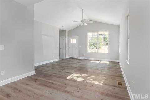 607 Barton St, Durham, NC 27707 photo 8