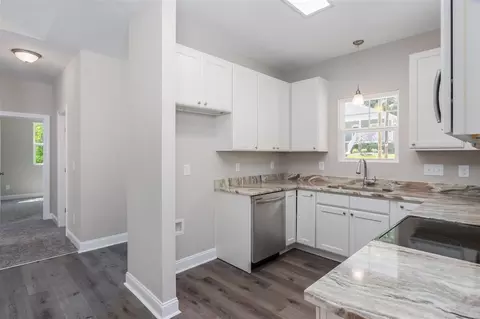 609 Barton St, Durham, NC 27707 photo 9