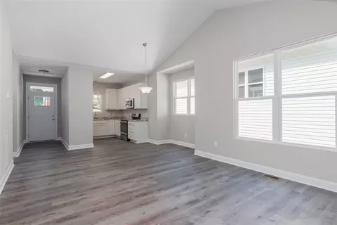 609 Barton St, Durham, NC 27707 photo 5