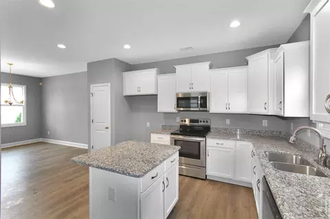 149 Sturgeon St, Smithfield, NC 27577 photo 11