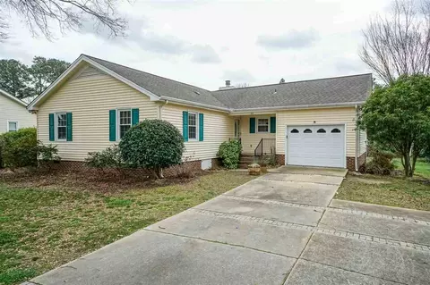 102 Bainbridge Cir, Garner, NC 27529 photo 1