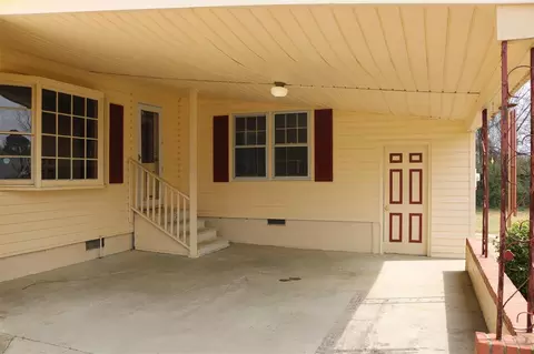 616 Wondertown Dr, Erwin, NC 28339 photo 5