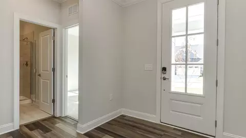 1013 Highbeam Ln, Durham, NC 27703 photo 4