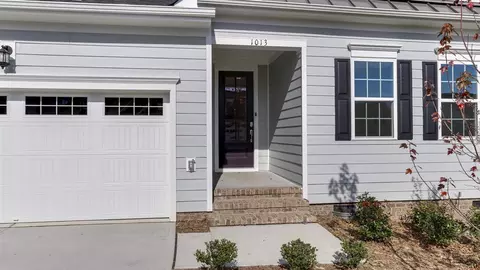1013 Highbeam Ln, Durham, NC 27703 photo 3