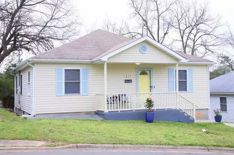 870 Estes St, Durham, NC 27701 photo 1