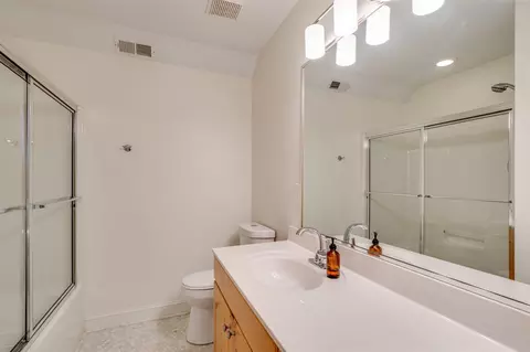 908 E Oak Dr, Durham, NC 27705 photo 22
