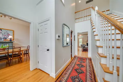 908 E Oak Dr, Durham, NC 27705 photo 4