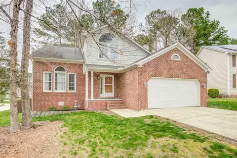 1 Bonham Ct, Durham, NC 27703 photo 2