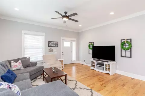 606 Dowd St, Durham, NC 27701 photo 3