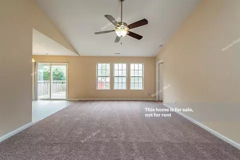 408 Quartz Dr, Durham, NC 27703 photo 3