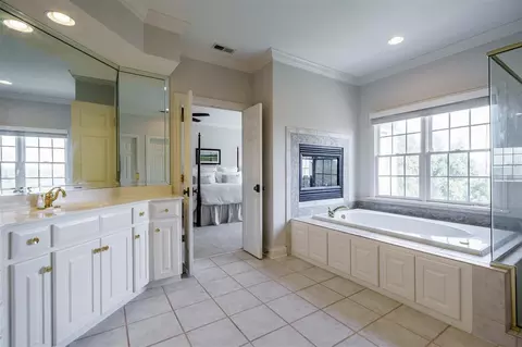 101 Trident Ct, Cary, NC 27518 photo 17