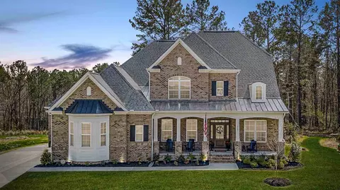 3121 Beechcroft Ln, Apex, NC 27502 photo 2