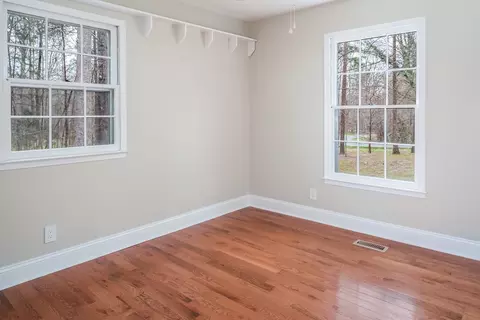 800 Knight Dr, Durham, NC 27712 photo 13