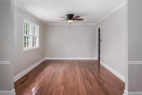 800 Knight Dr, Durham, NC 27712 photo 9