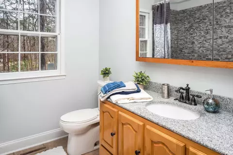 800 Knight Dr, Durham, NC 27712 photo 14