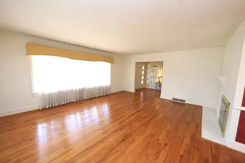 406 S Third St, Smithfield, NC 27577 photo 5