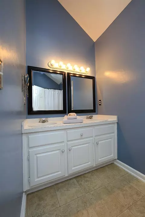113 Beech Forest Ct, Cary, NC 27513 photo 8