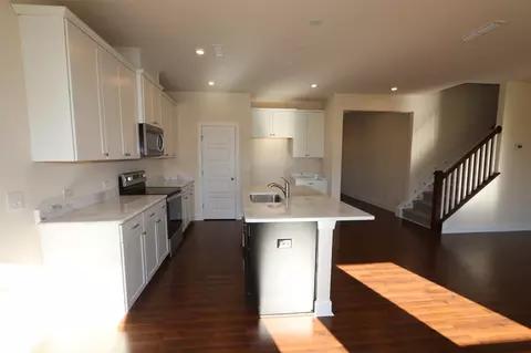 205 Simwood Ave, Wake Forest, NC 27587 photo 2