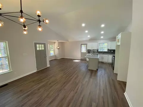 2803 Broad St, Durham, NC 27704 photo 9