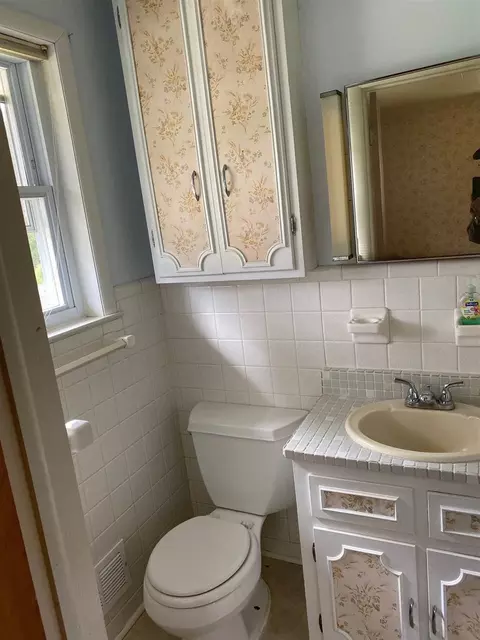 211 Pleasant Dr, Durham, NC 27703 photo 7
