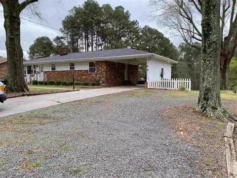211 Pleasant Dr, Durham, NC 27703 photo 2