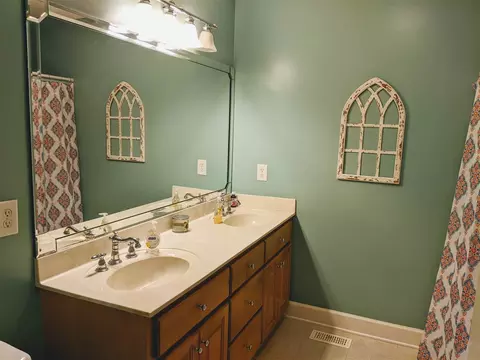 2716 Olive Branch Rd, Durham, NC 27703 photo 10