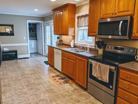 2716 Olive Branch Rd, Durham, NC 27703 photo 5