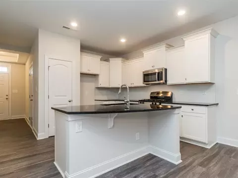 218 Silas St, Durham, NC 27705 photo 2