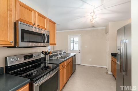 5208 Malik Dr, Durham, NC 27703 photo 6