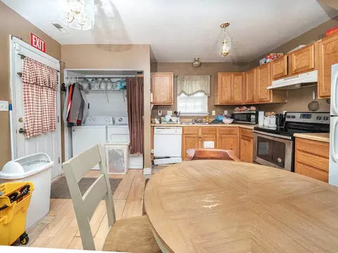 906 Alpha Dr, Durham, NC 27703 photo 9
