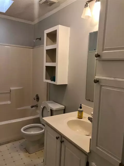 2547 Barwick Dr, Durham, NC 27704 photo 9
