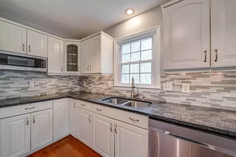 6216 Dello St, Durham, NC 27712 photo 5