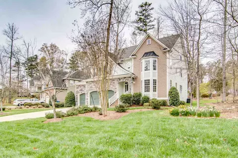 305 Harkness Cir, Durham, NC 27705 photo 2