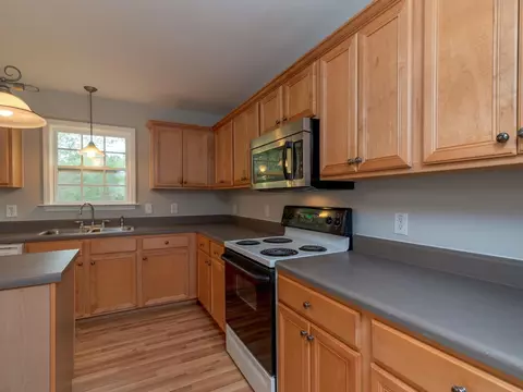 113 Rustic Ln, Smithfield, NC 27577 photo 5