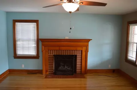 307 Barnette Ave, Roxboro, NC 27573 photo 3