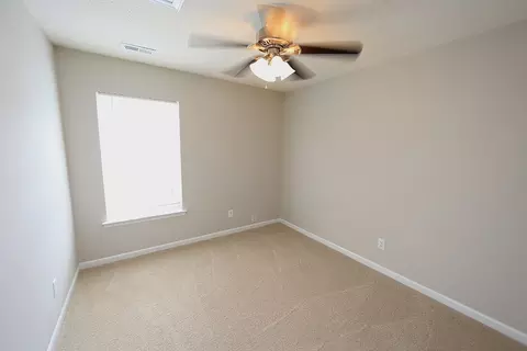 10 Evanwald Ct, Durham, NC 27703 photo 8