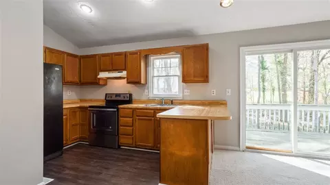 5028 Hadrian Dr, Durham, NC 27703 photo 4