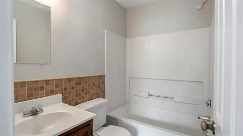 5028 Hadrian Dr, Durham, NC 27703 photo 11
