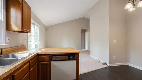 5028 Hadrian Dr, Durham, NC 27703 photo 5