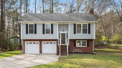 5028 Hadrian Dr, Durham, NC 27703 photo 1