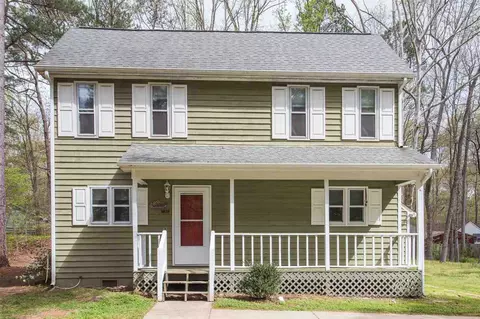 1419 Vanguard Pl, Durham, NC 27713 photo 2