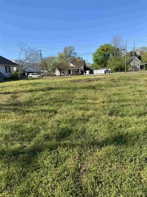 156 E Main St, Coats, NC 27521 photo 6