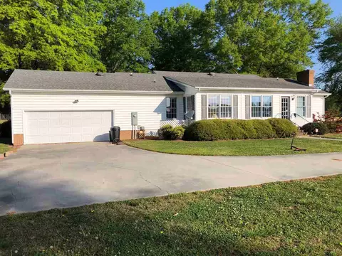 655 Wire Rd, Bunnlevel, NC 28323 photo 2