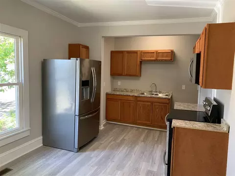 318 E 5th St, Burlington, NC 27215 photo 5