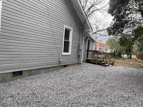 318 E 5th St, Burlington, NC 27215 photo 4