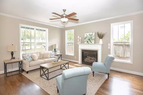 202 W Knox St, Durham, NC 27701 photo 5
