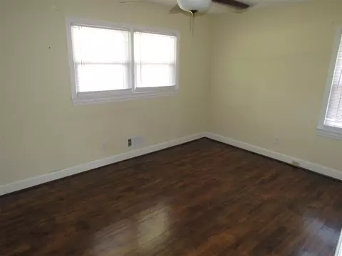 911 S Walnut Dr, Smithfield, NC 27577 photo 15