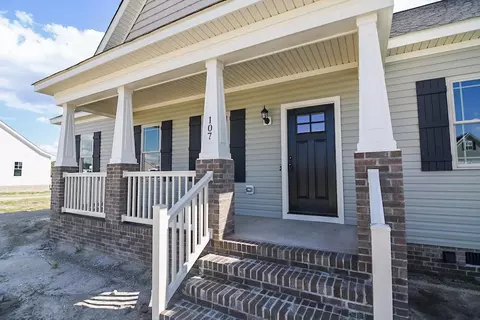 107 Clipper Ln, Smithfield, NC 27577 photo 4