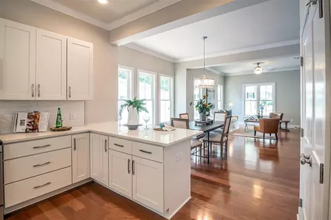 607 Lee St, Durham, NC 27701 photo 9